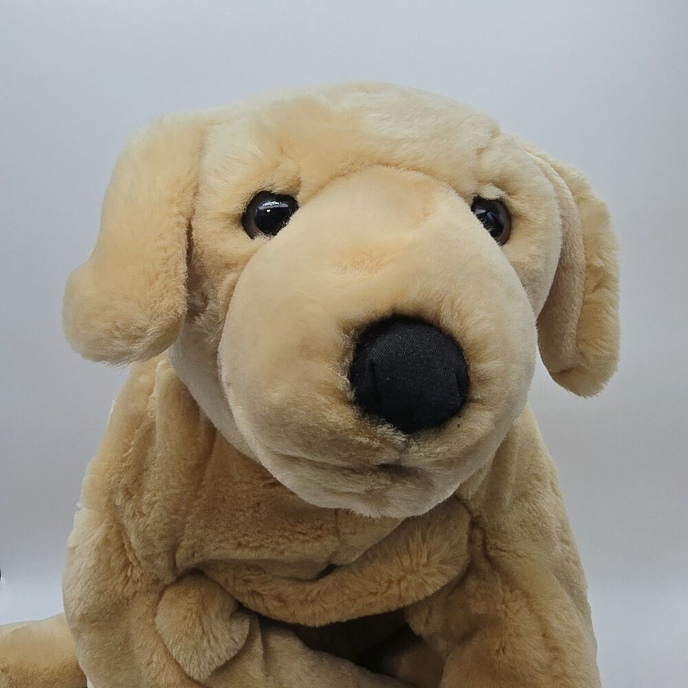 KIDS PREFERRED LARGE PLUSH YELLOW LABRADOR RETRIEVER 26" REALISTIC STUFFED DOG